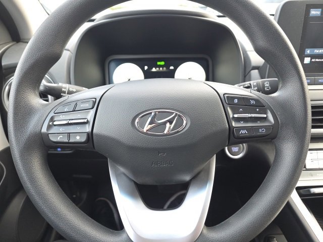 Certified 2023 Hyundai Kona SE w/ Cargo Package image 11