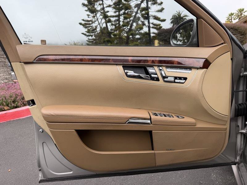 Used 2008 Mercedes-Benz S 550 image 28