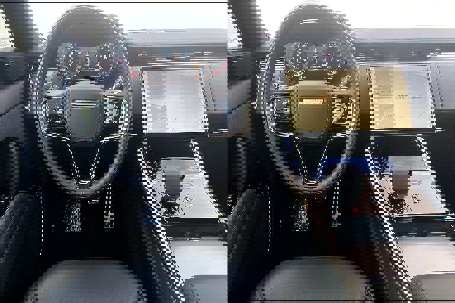 Used 2025 Land Rover Range Rover Sport Dynamic SE image 14