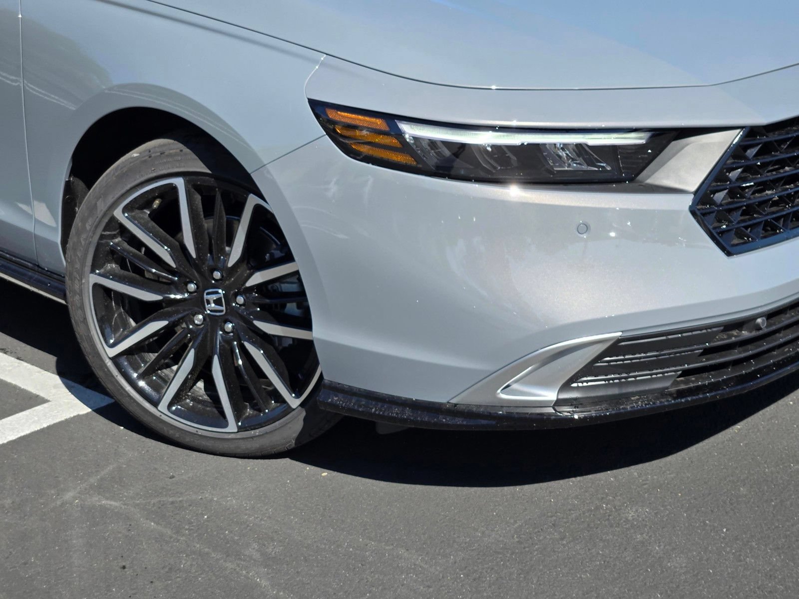New 2026 Honda Accord Touring image 9