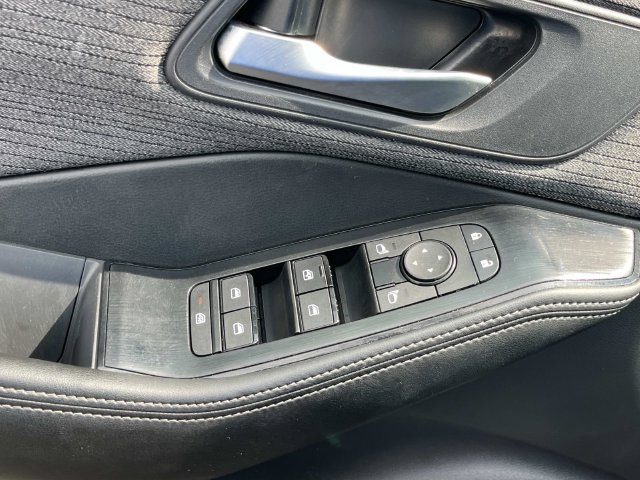 Used 2023 Nissan Rogue SV AWD/4WD image 27