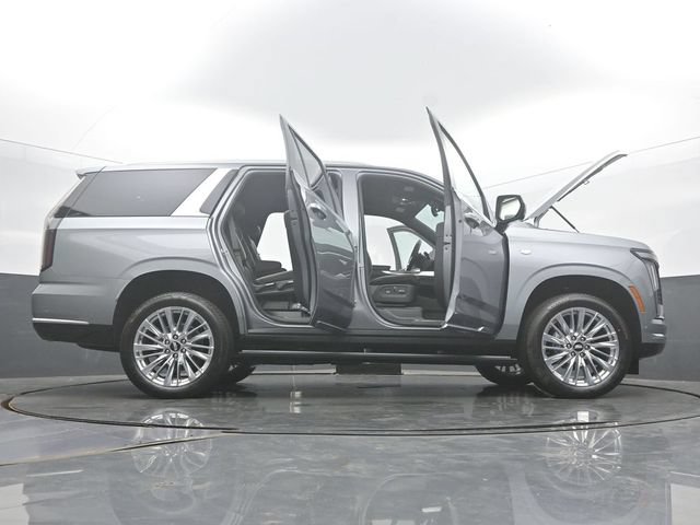 New 2026 Cadillac Escalade Luxury w/ LPO, Floor Liner Package AWD/4WD image 61