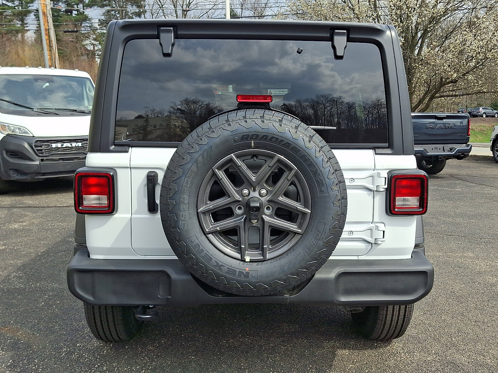 New 2026 Jeep Wrangler Unlimited Sport AWD/4WD image 5