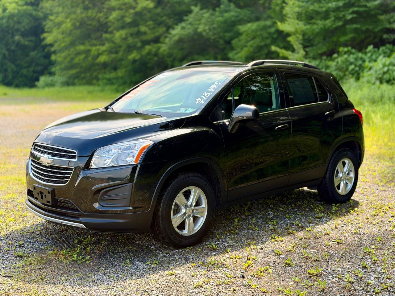 Used 2016 Chevrolet Trax LT w/ LT Sun and Sound Package AWD/4WD image 3