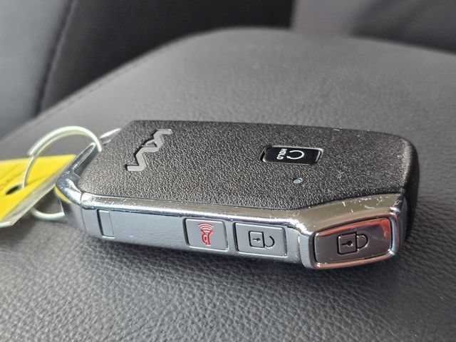 Certified 2025 Kia Soul S FWD image 34