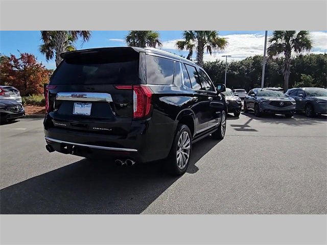 Used 2021 GMC Yukon Denali w/ Denali Premium Package image 27