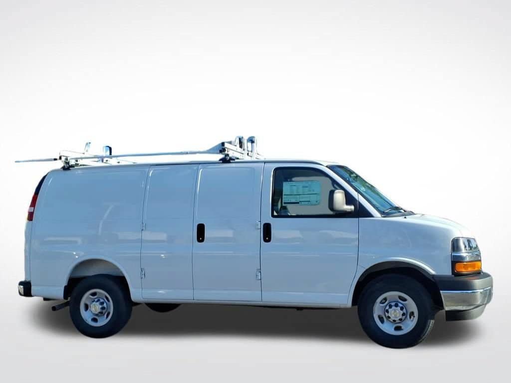 New 2026 Chevrolet Express 2500 w/ Driver Convenience Package RWD image 2