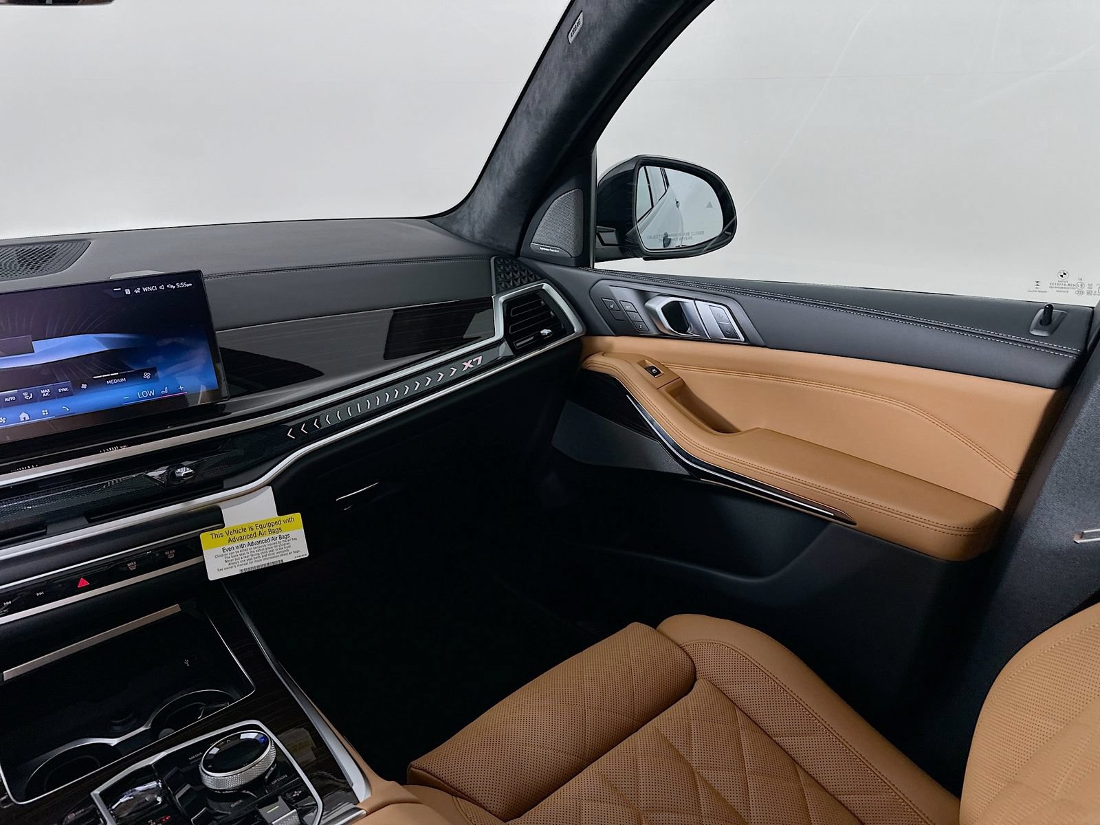New 2027 BMW X7 xDrive40i w/ Executive Package AWD/4WD image 23