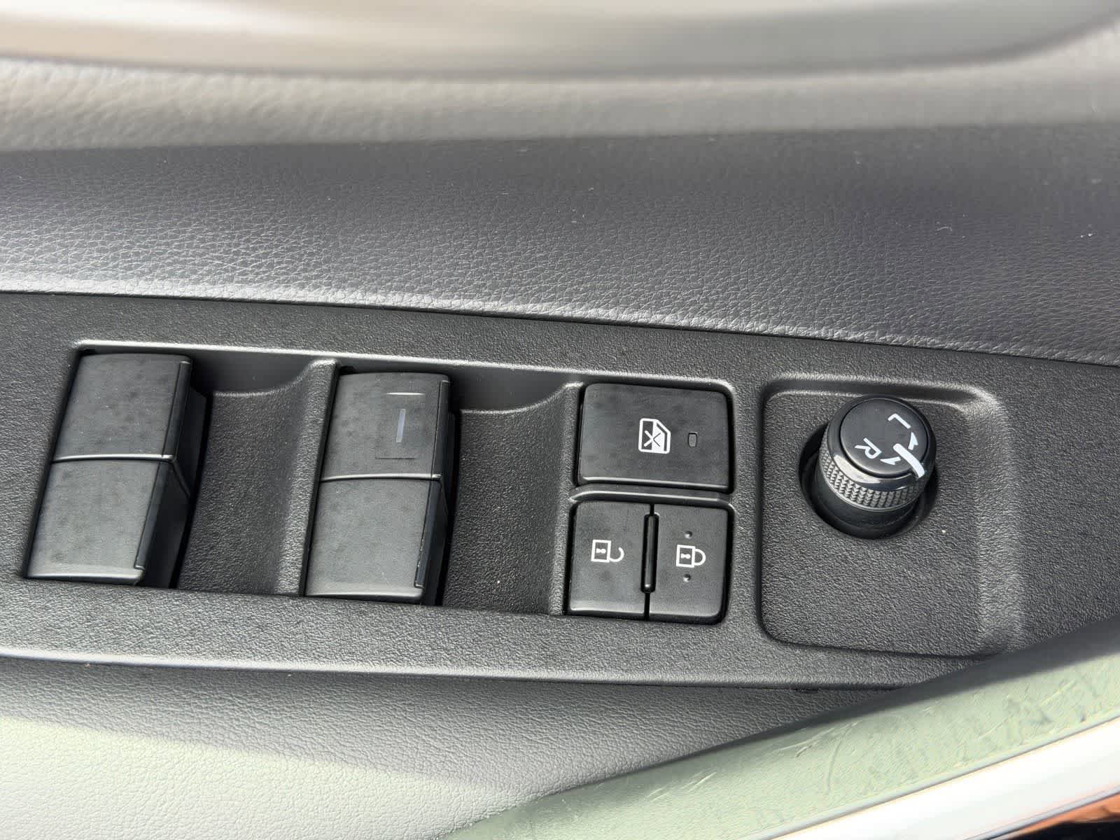 Used 2022 Toyota Corolla LE w/ Premium Interior Package image 13