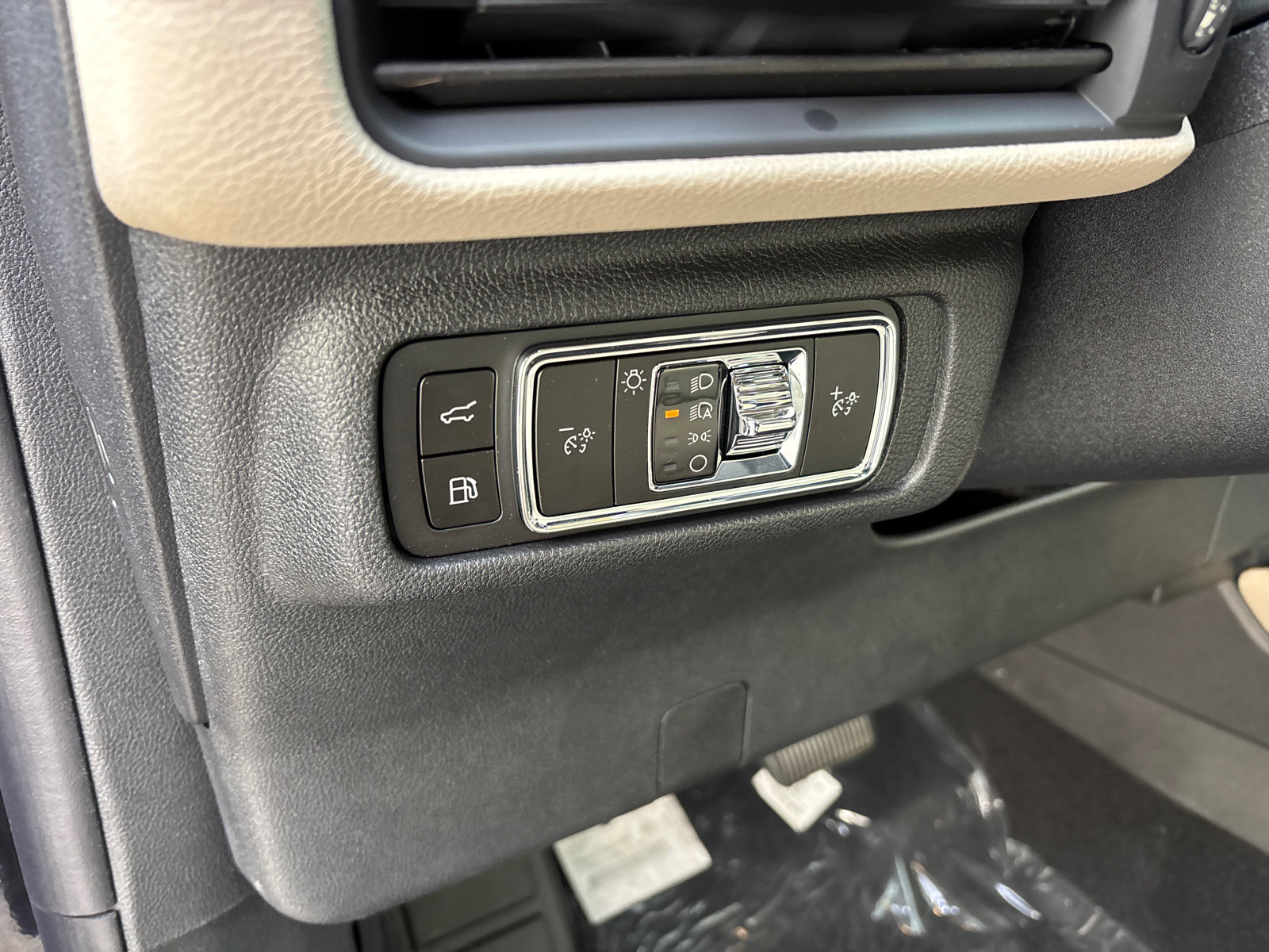 New 2026 Lincoln Corsair Grand Touring image 13