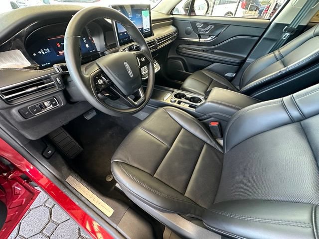 Certified 2025 Lincoln Corsair Reserve AWD/4WD image 16