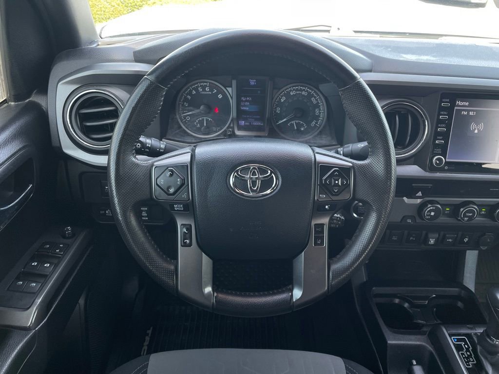 Used 2020 Toyota Tacoma TRD Sport w/ Technology Package image 14