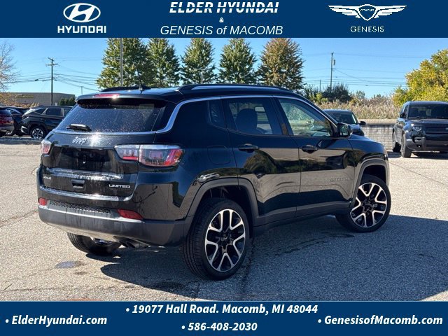 Used 2018 Jeep Compass Limited w/ Navigation Group AWD/4WD image 6