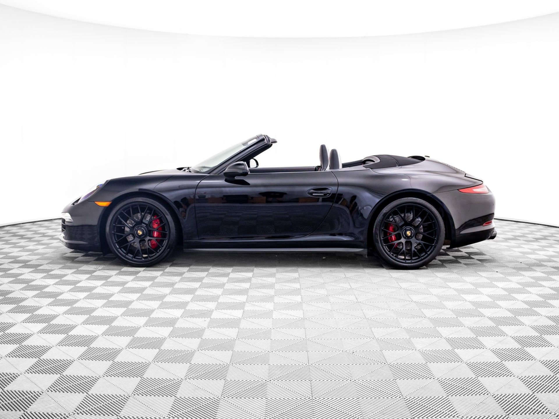 Used 2015 Porsche 911 Carrera 4 GTS AWD/4WD video 2