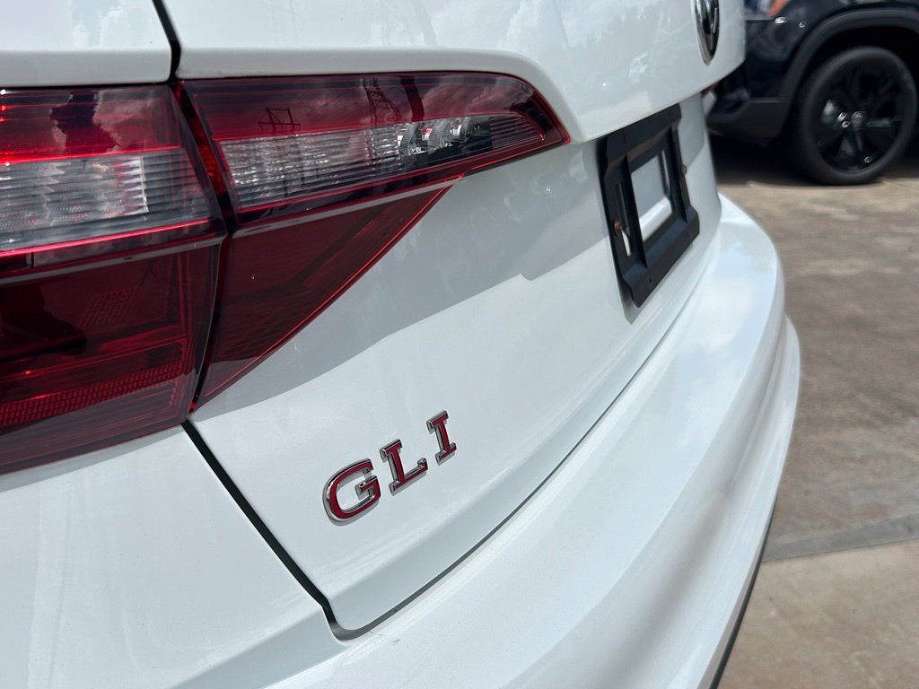 Certified 2022 Volkswagen Jetta GLI Autobahn w/ GLI Black Package FWD image 44