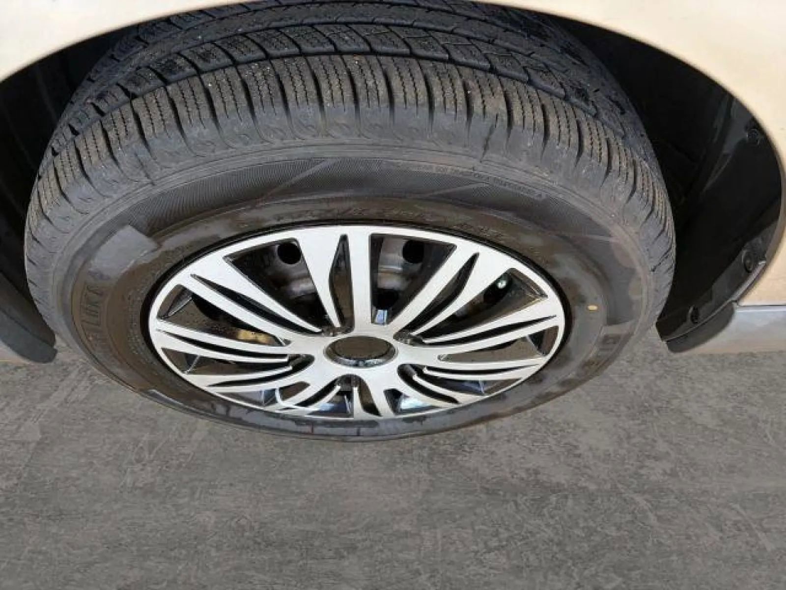 Used 2015 Subaru Outback 2.5i image 26