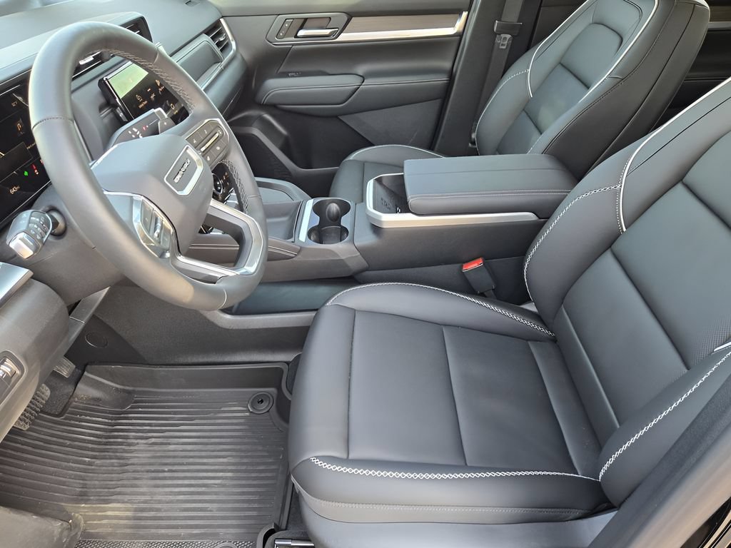 Used 2026 GMC Terrain Denali w/ LPO, Floor Liner Package AWD/4WD image 12