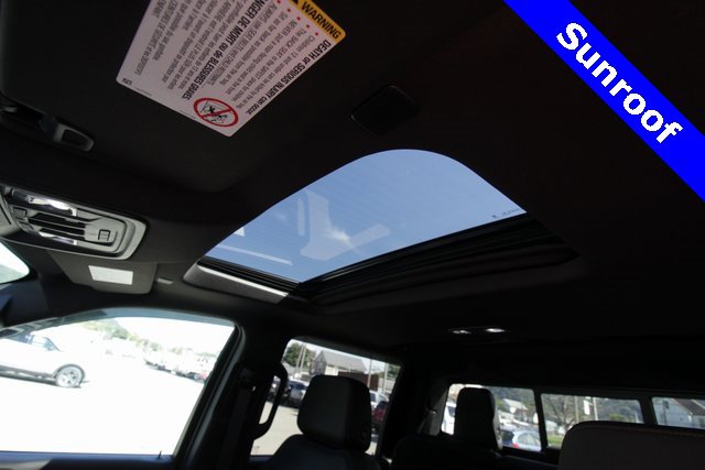 Used 2023 GMC Sierra 3500 AT4 w/ AT4 Premium Plus Package image 4