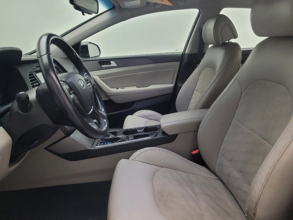 Used 2016 Hyundai Sonata Sport w/ Option Group 1V image 17