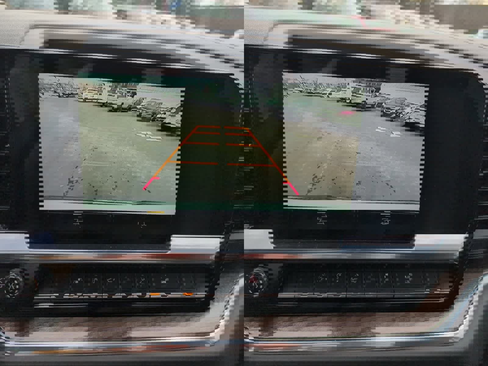 Used 2025 Chevrolet Silverado 1500 LT image 26