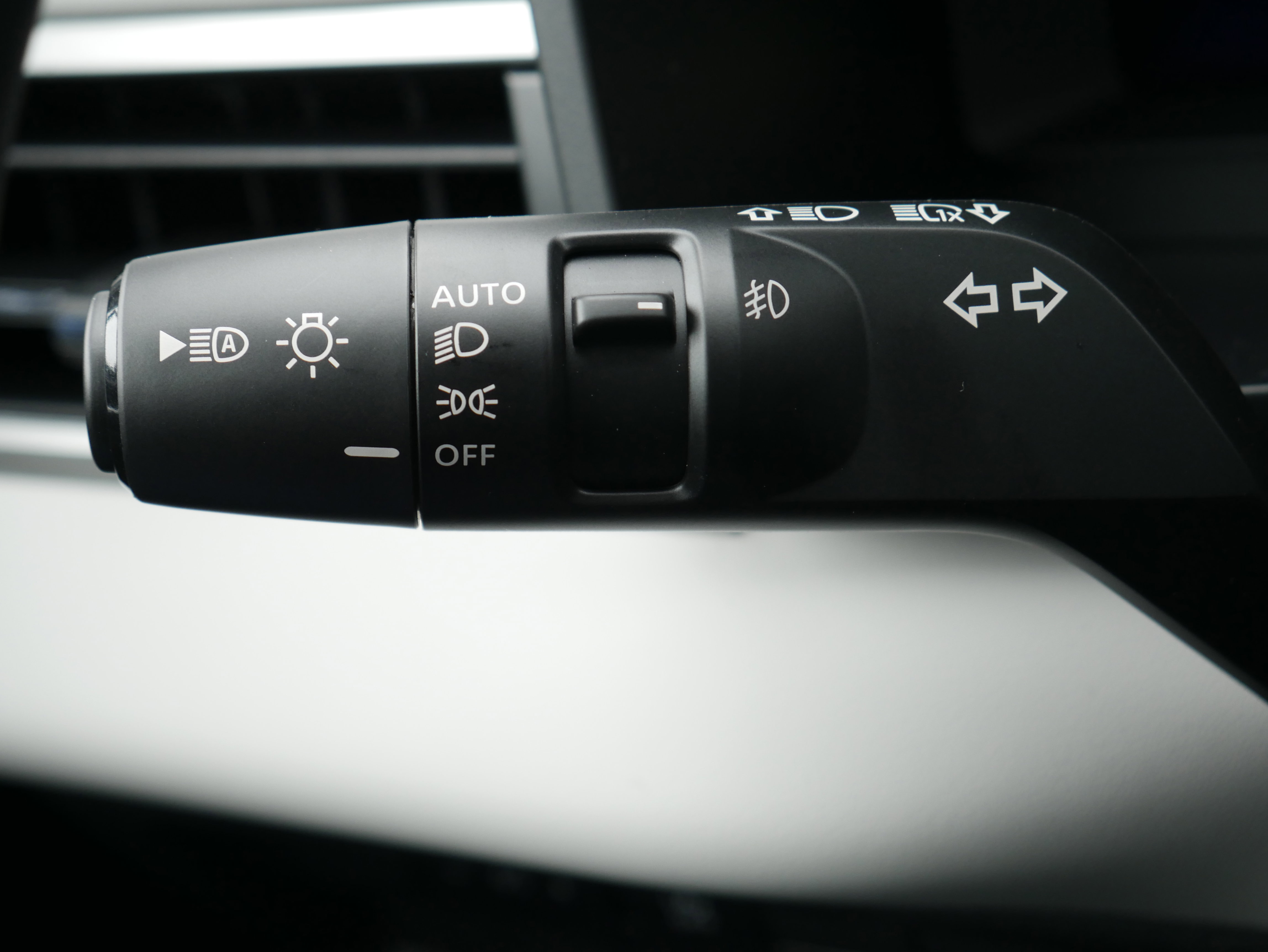 New 2026 Mitsubishi Outlander SEL image 27