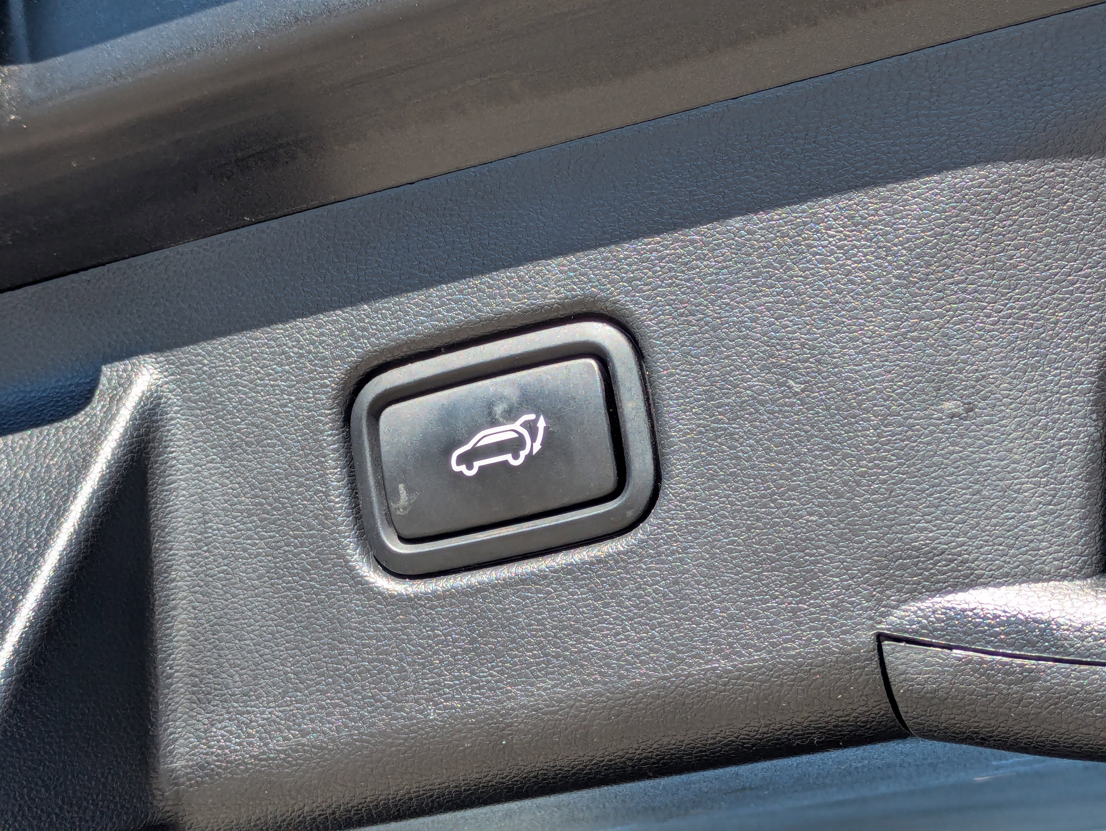 Used 2022 Hyundai Tucson Limited w/ Cargo Package image 14