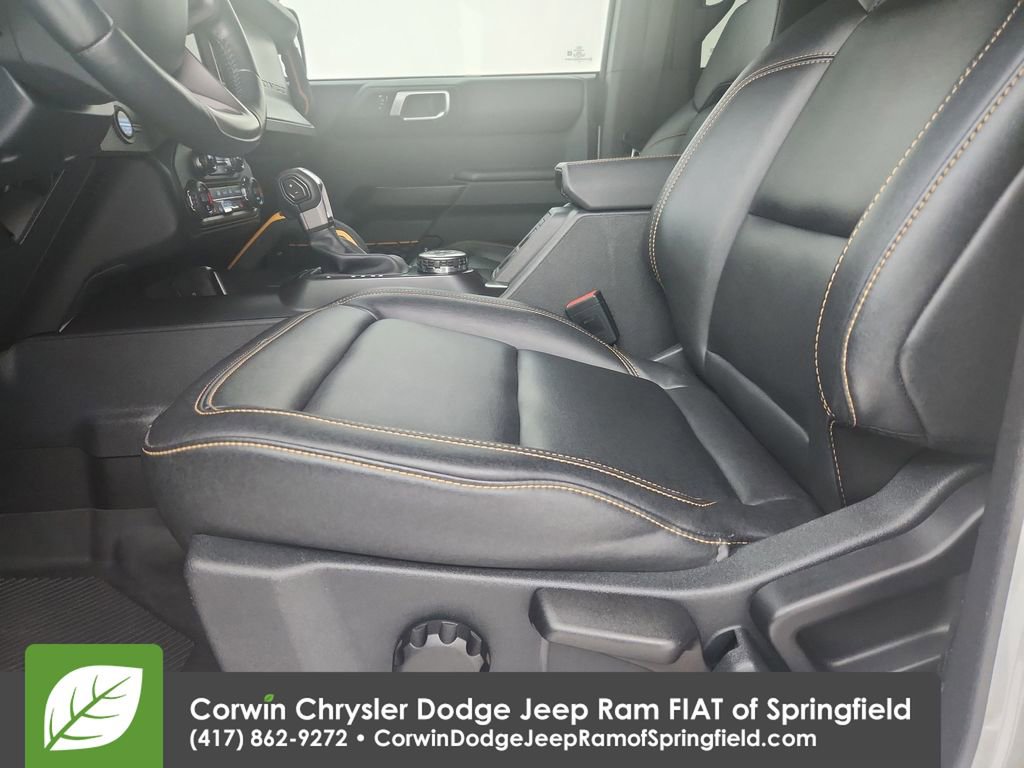 Used 2024 Ford Bronco Badlands image 20