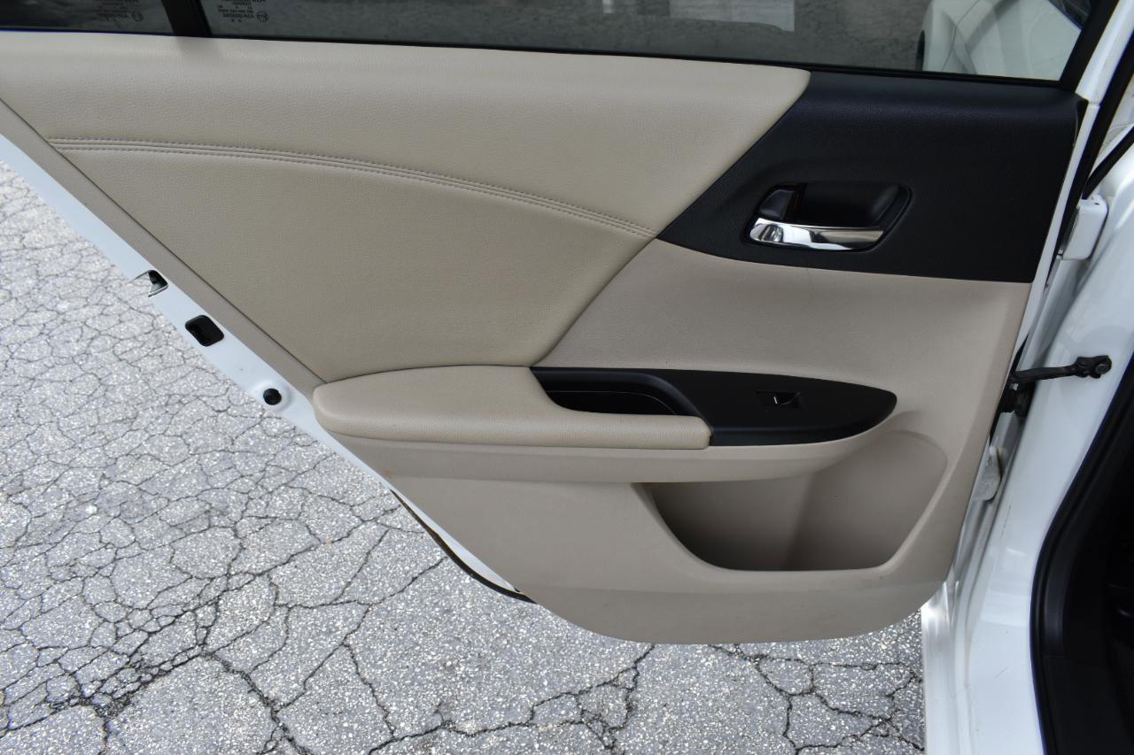 Used 2015 Honda Accord EX-L image 39