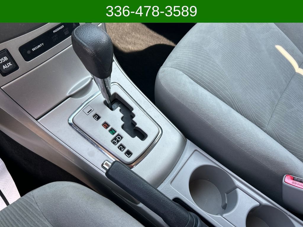 Used 2013 Toyota Corolla LE image 22