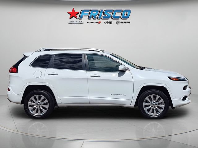 Used 2017 Jeep Cherokee Overland w/ Technology Group AWD/4WD image 8
