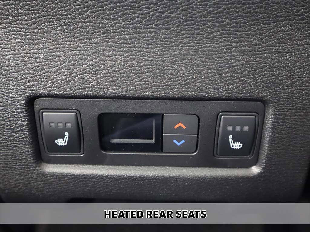 New 2025 Mitsubishi Outlander AWD image 11