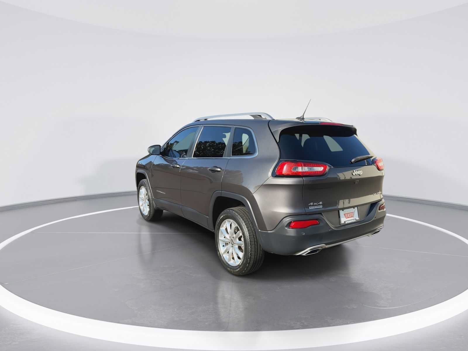 Used 2015 Jeep Cherokee Limited AWD/4WD image 6