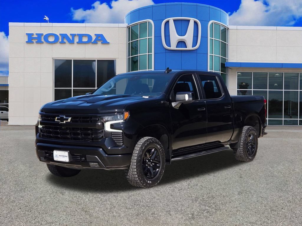Used 2023 Chevrolet Silverado 1500 LT Trail Boss w/ LT Trail Boss Premium Package AWD/4WD image 7