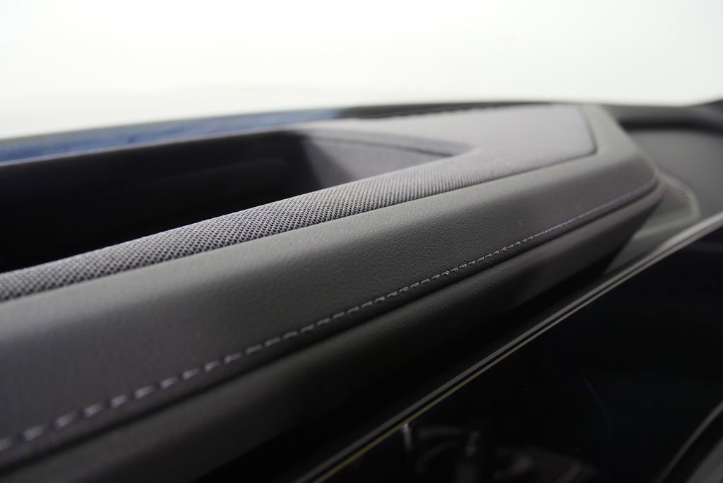 Used 2026 BMW 750e xDrive 750e xDrive w/ Executive Package image 20