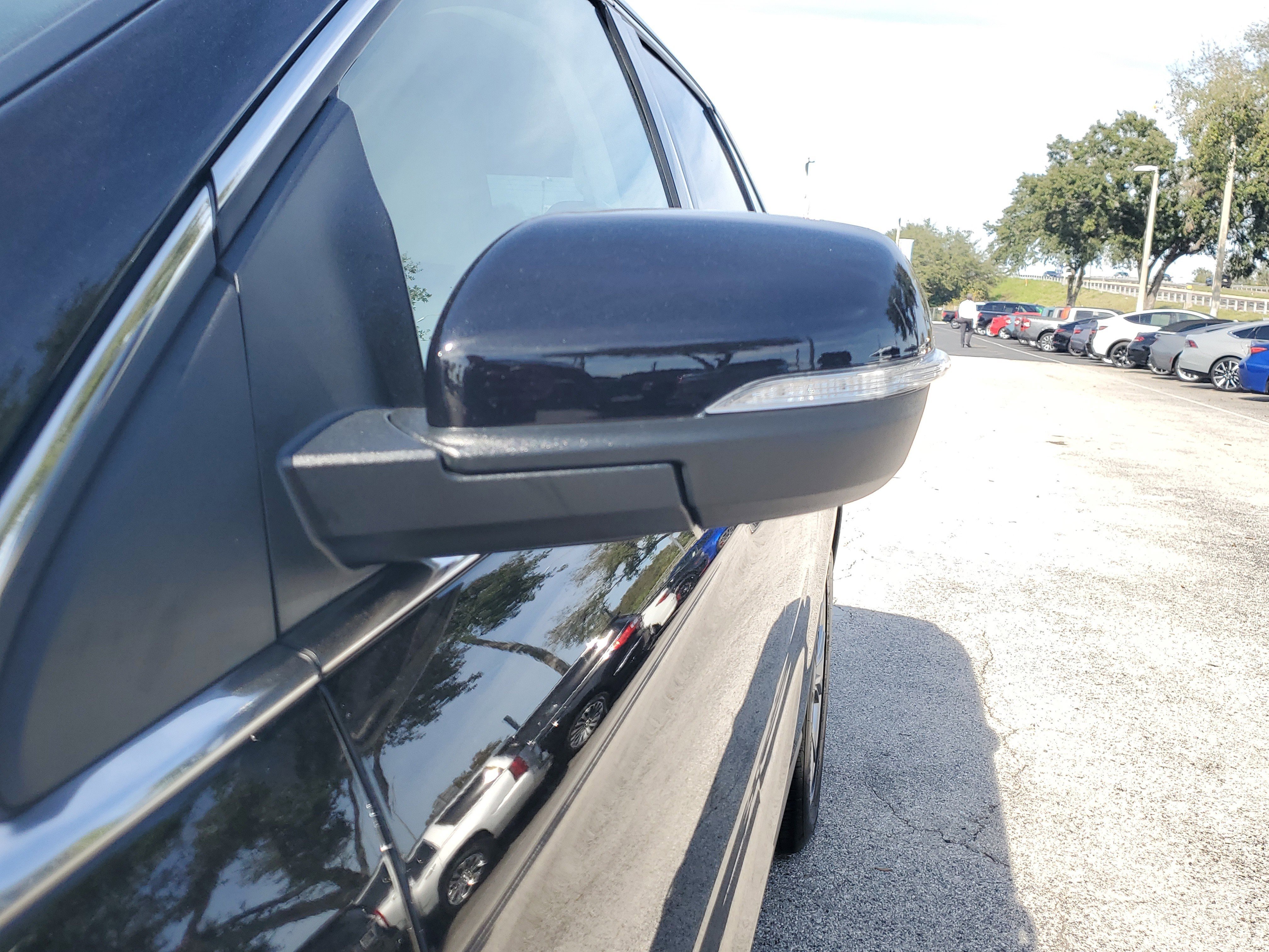 Certified 2024 Ford Edge Titanium image 4