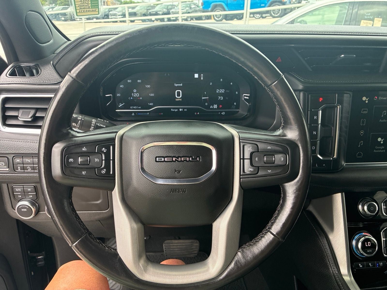 Used 2022 GMC Yukon XL Denali AWD/4WD image 30