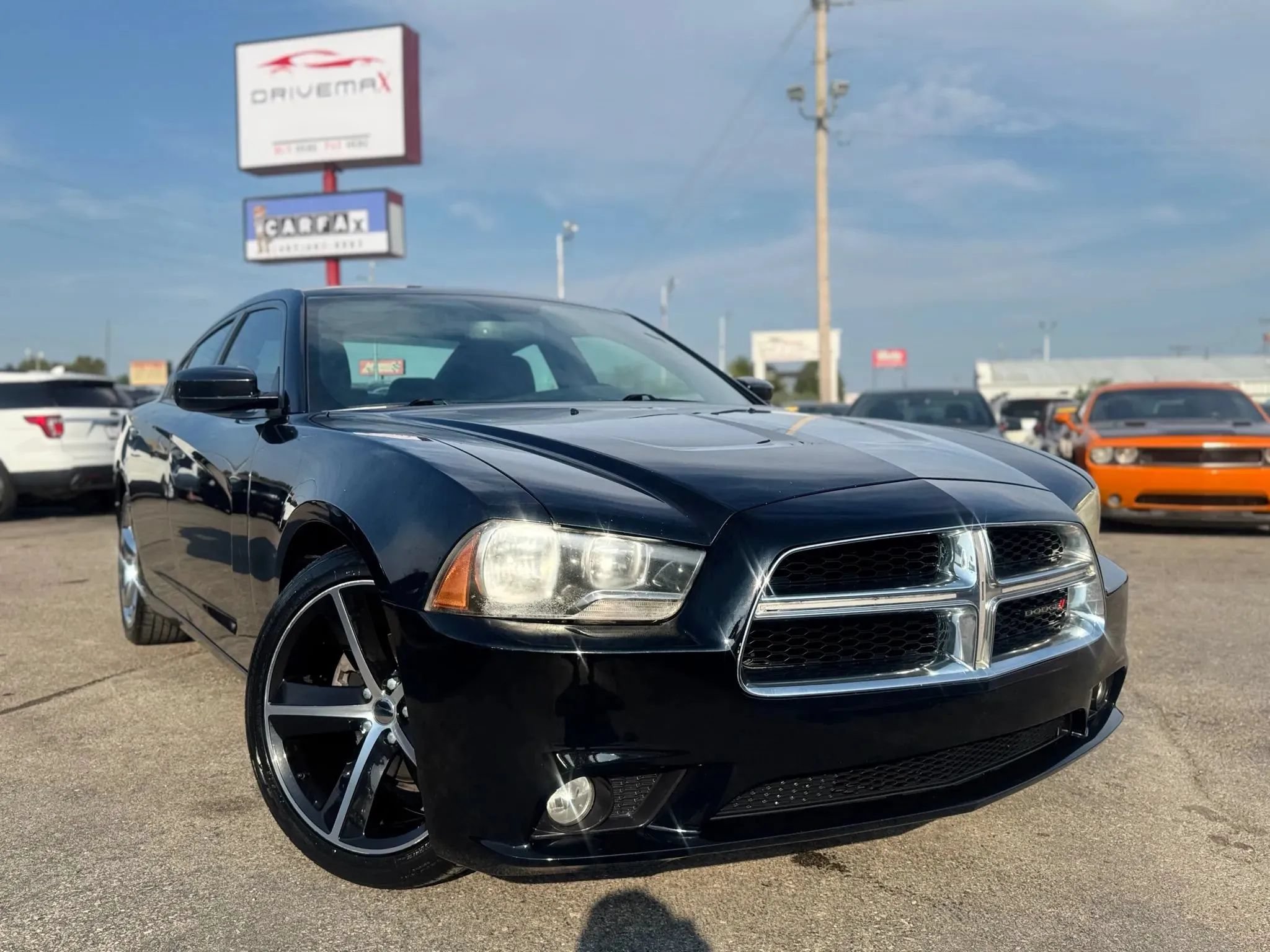 Used 2013 Dodge Charger SXT w/ Rallye Appearance Group RWD image 1