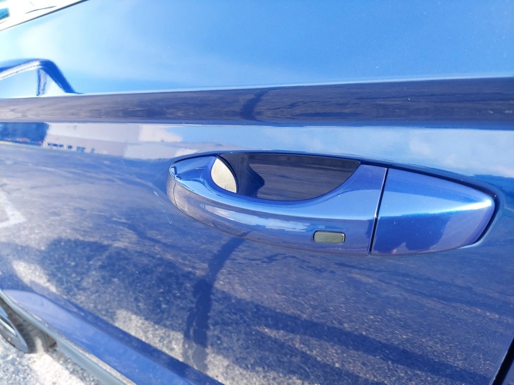 Used 2022 Volkswagen Taos SE w/ Panoramic Sunroof Package image 20