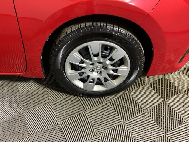 Used 2015 Toyota Corolla S image 35