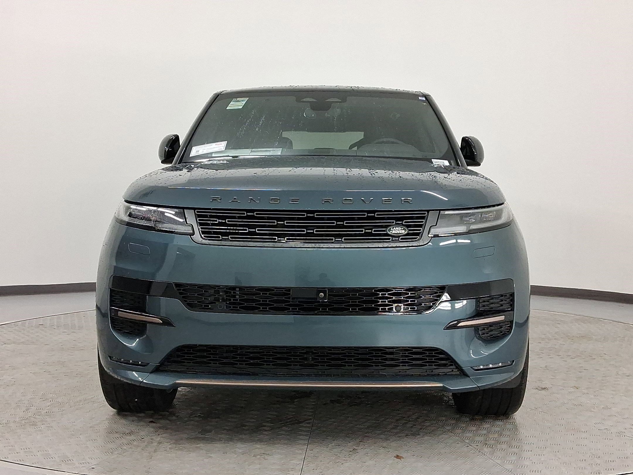 New 2025 Land Rover Range Rover Sport Dynamic SE image 6