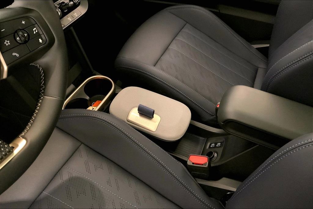 Certified 2025 MINI Cooper S image 22