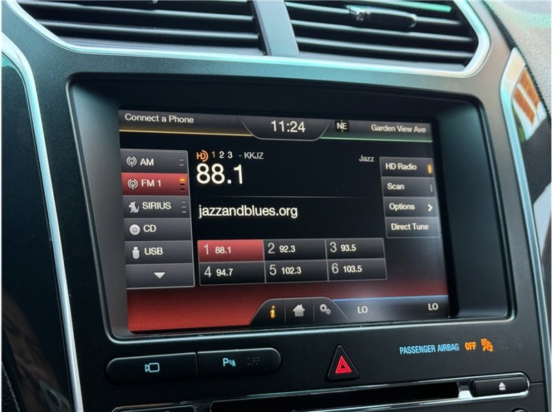 Used 2016 Ford Explorer Limited image 47