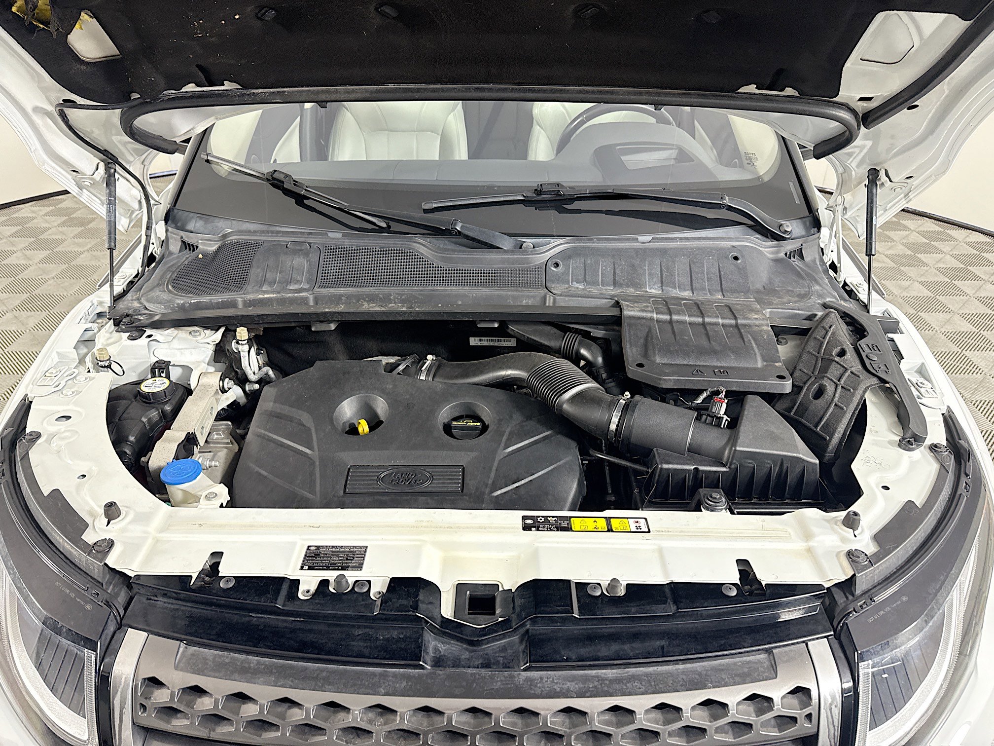 Used 2016 Land Rover Range Rover Evoque HSE image 39