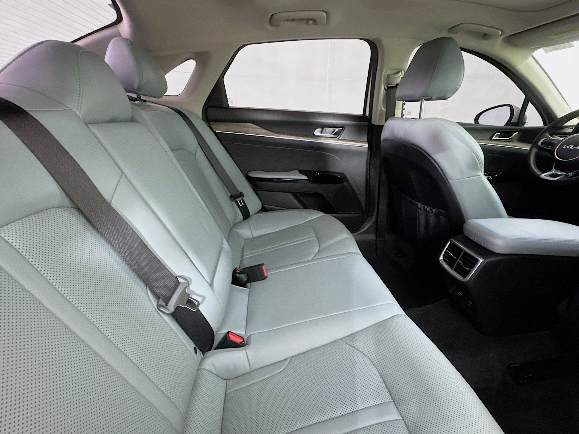 Used 2023 Kia K5 EX image 26