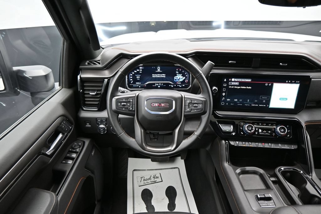 Used 2025 GMC Sierra 2500 AT4 w/ AT4 Premium Plus Package AWD/4WD image 12