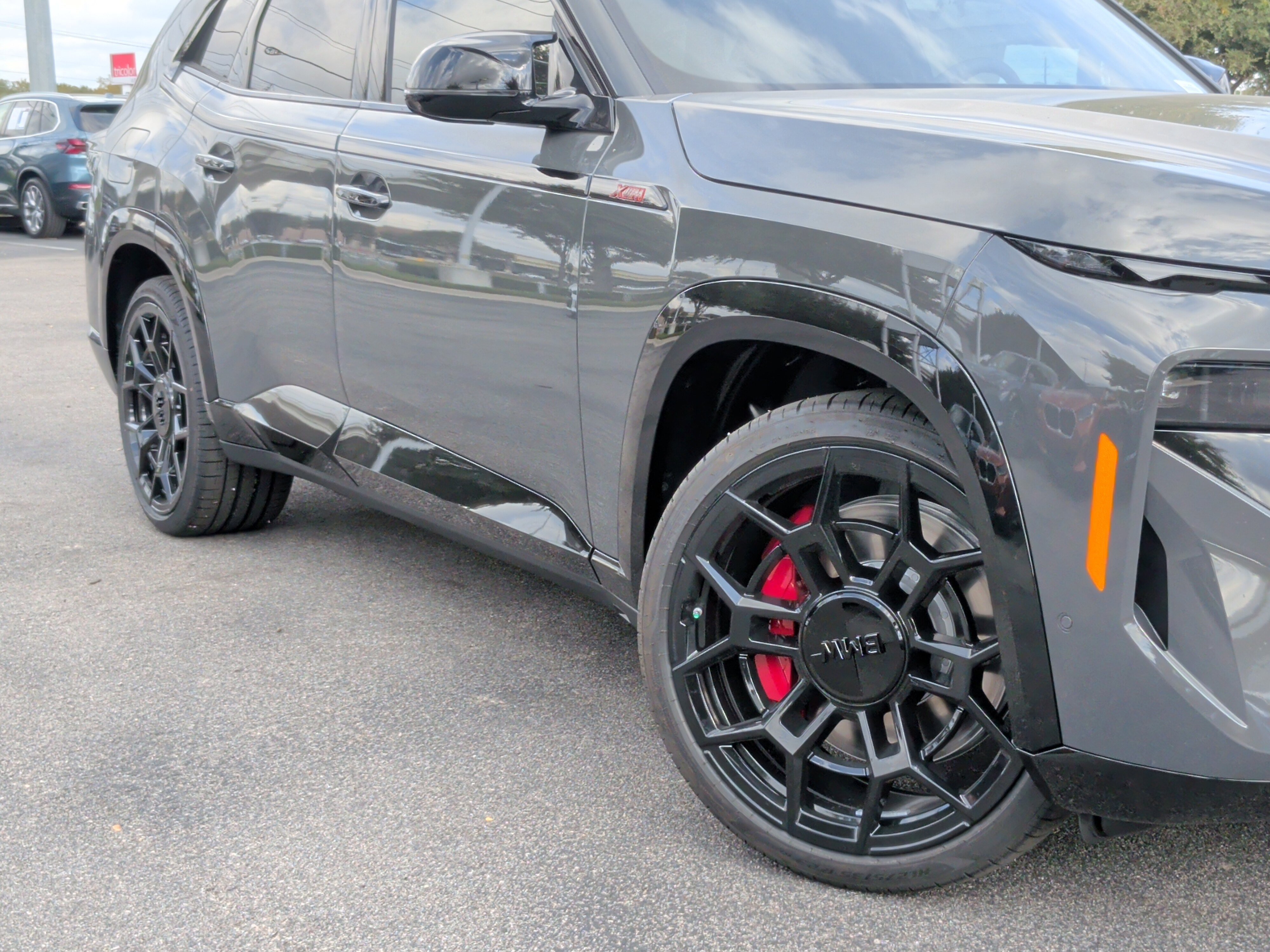 New 2026 BMW XM Label Red image 3