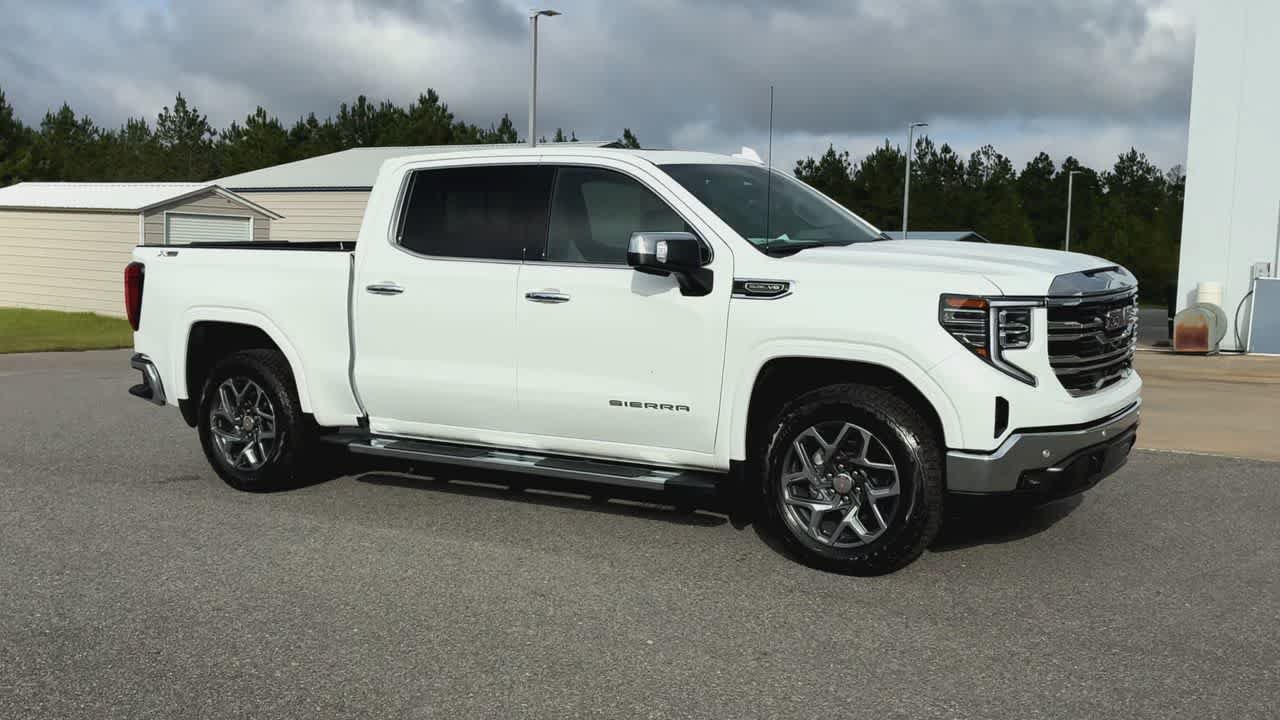 New 2026 GMC Sierra 1500 SLT w/ SLT Premium Plus Package AWD/4WD image 2