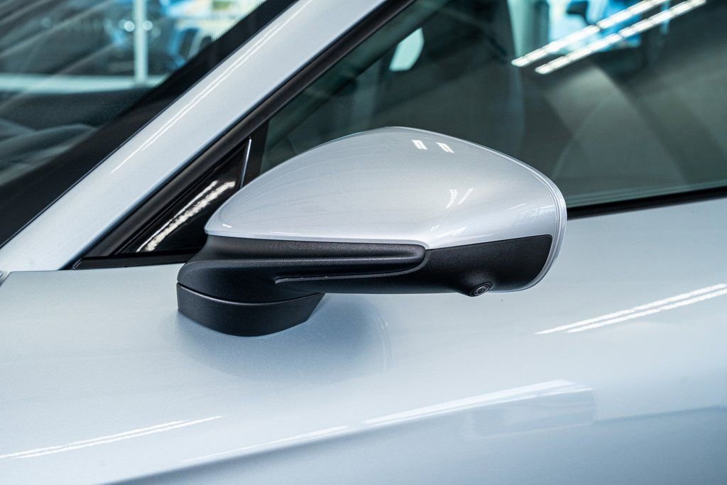 Used 2024 Porsche Taycan image 19