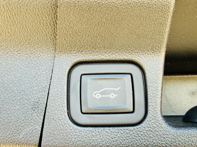 Certified 2023 GMC Acadia Denali w/ Black Diamond Edition image 38