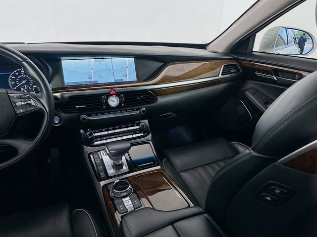 Used 2017 Genesis G90 3.3T Premium image 24